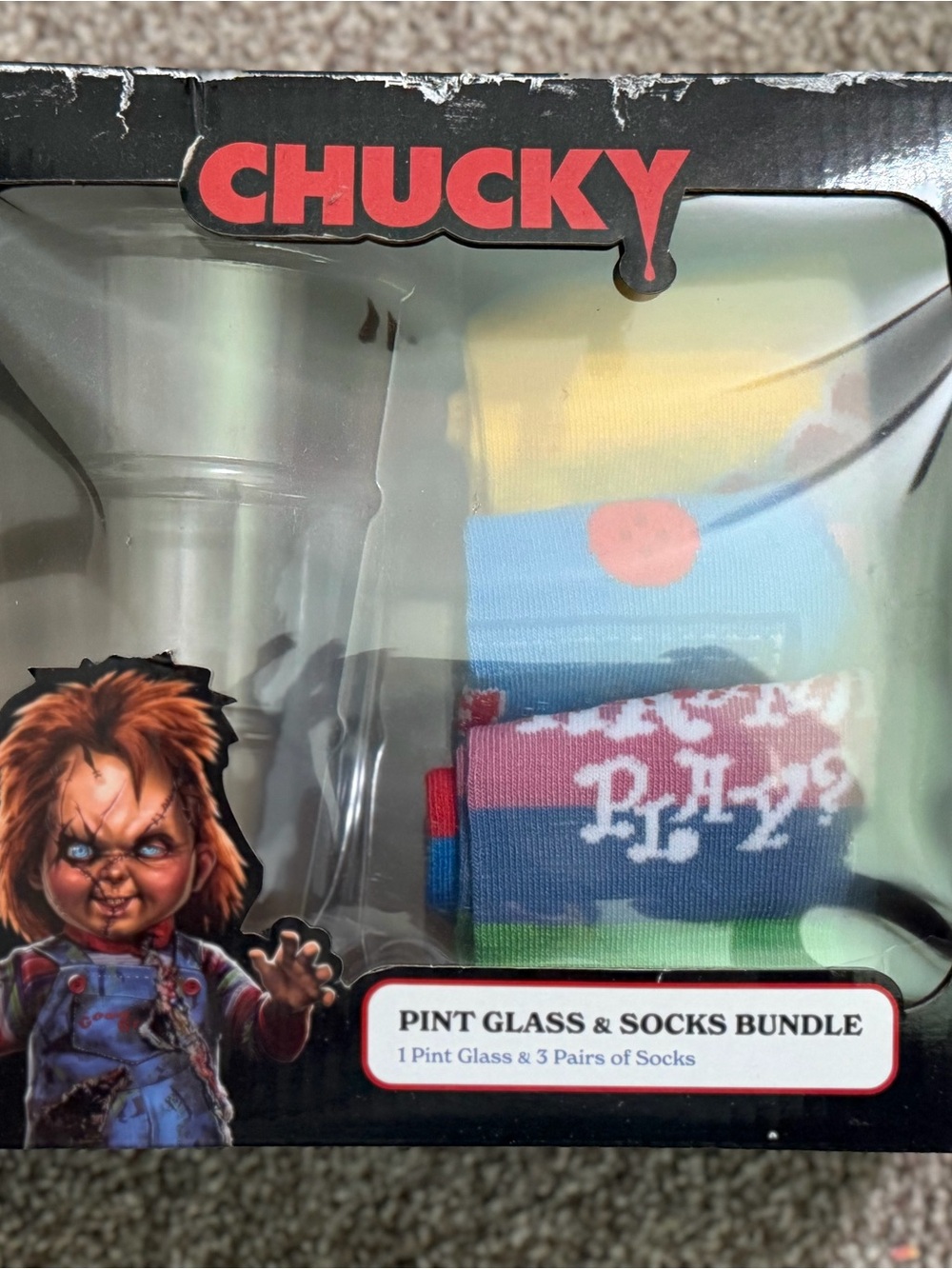 Horror Themed Chucky Pint Glass & Socks Gift Set
